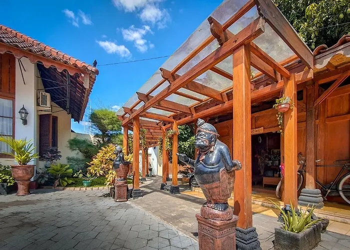 Dem Ayem Heritage Guest House Yogyakarta